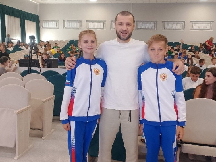 Городской школьный спортивный форум "Звезды школьного спорта"..