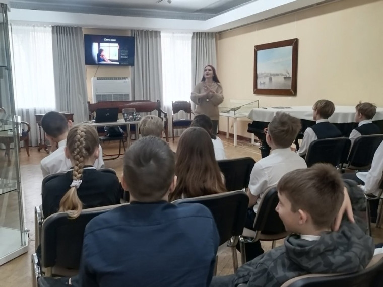 Литературный мини - спектакль "Под абажуром"..