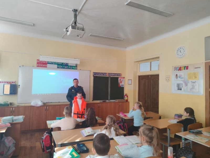В школе прошел Всероссийский открытый урок по «Основам безопасности жизнедеятельности».